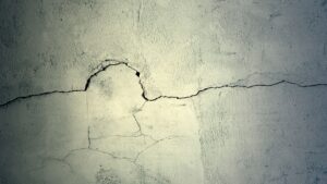 How to Tell the Difference Between Settlement Cracks and Structural Cracks in Your Home