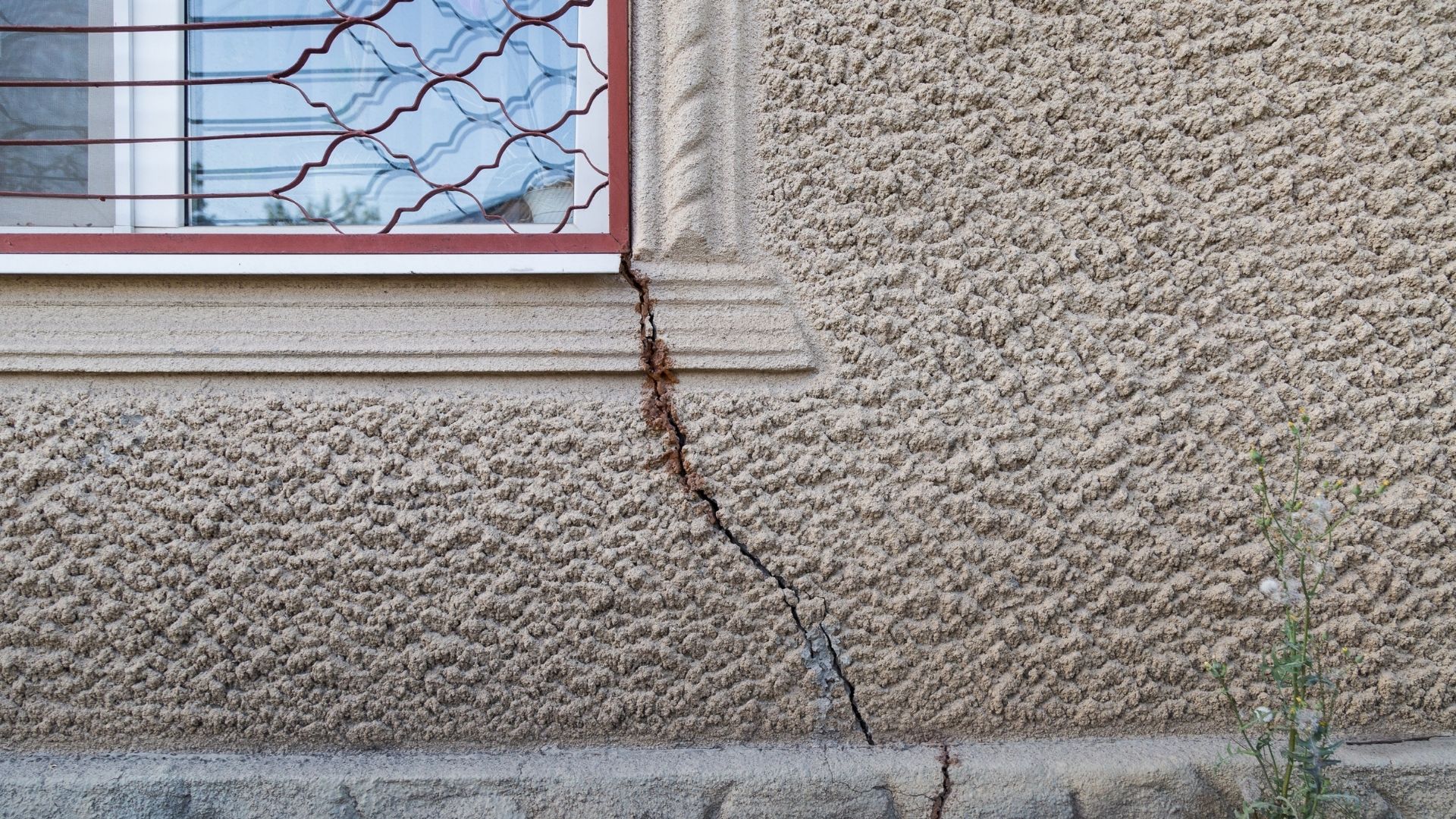 Do All Foundation Cracks in Houston Homes Mean Structural Damage