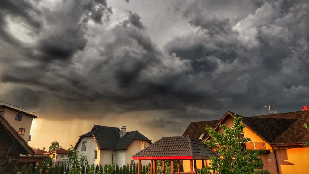 How Temperature Swings and Drought Cycles Affect Structural Integrity in Houston Homes